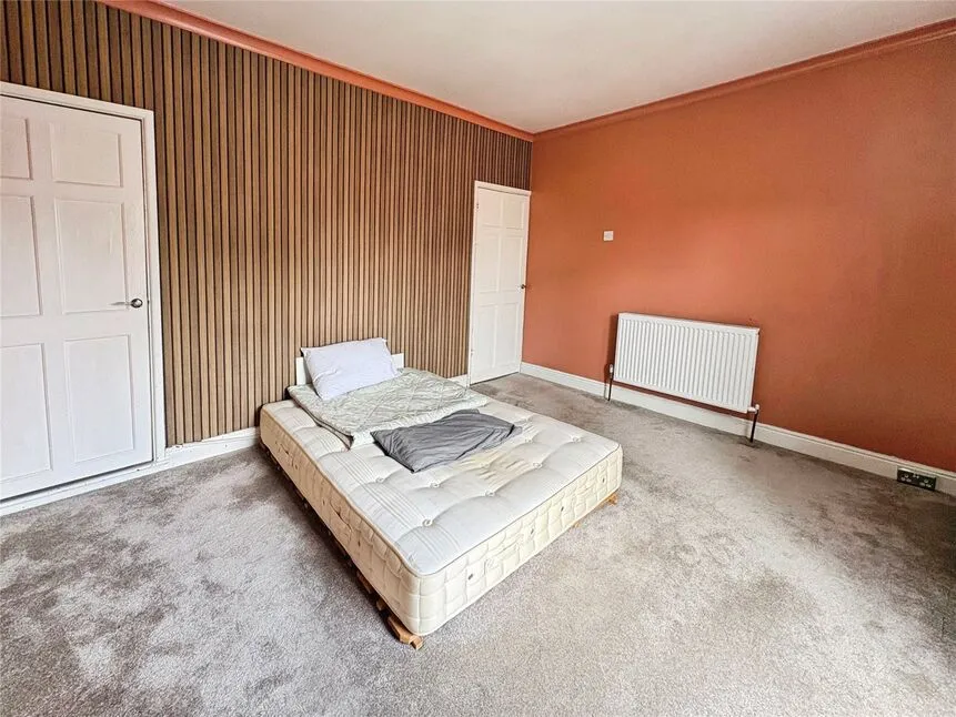 School Road, Bulkington, CV12, photo 4