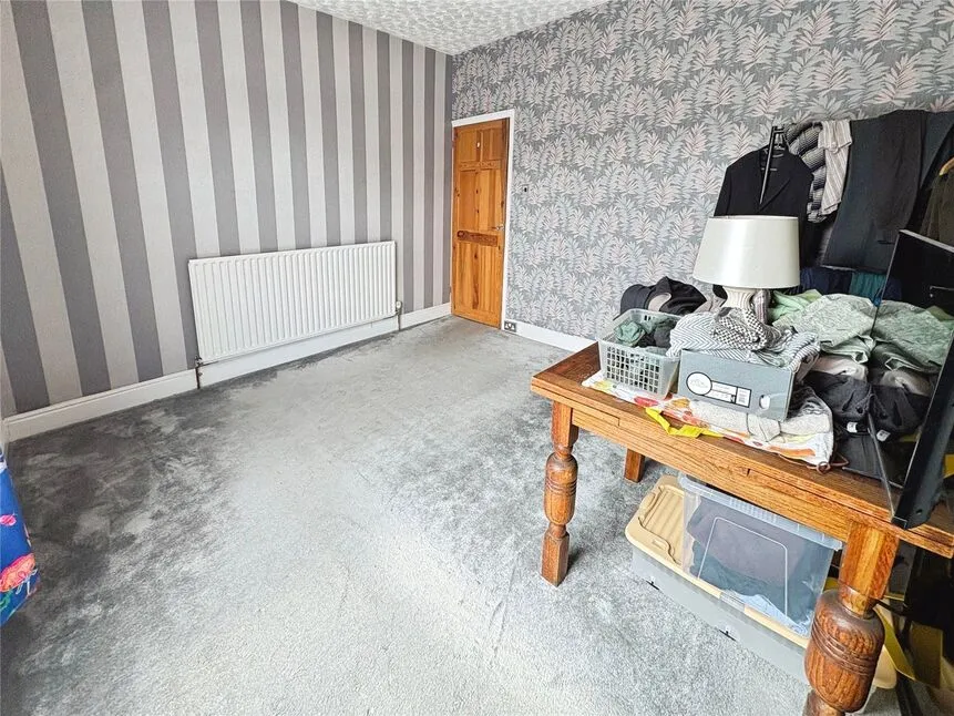 School Road, Bulkington, CV12, photo 11