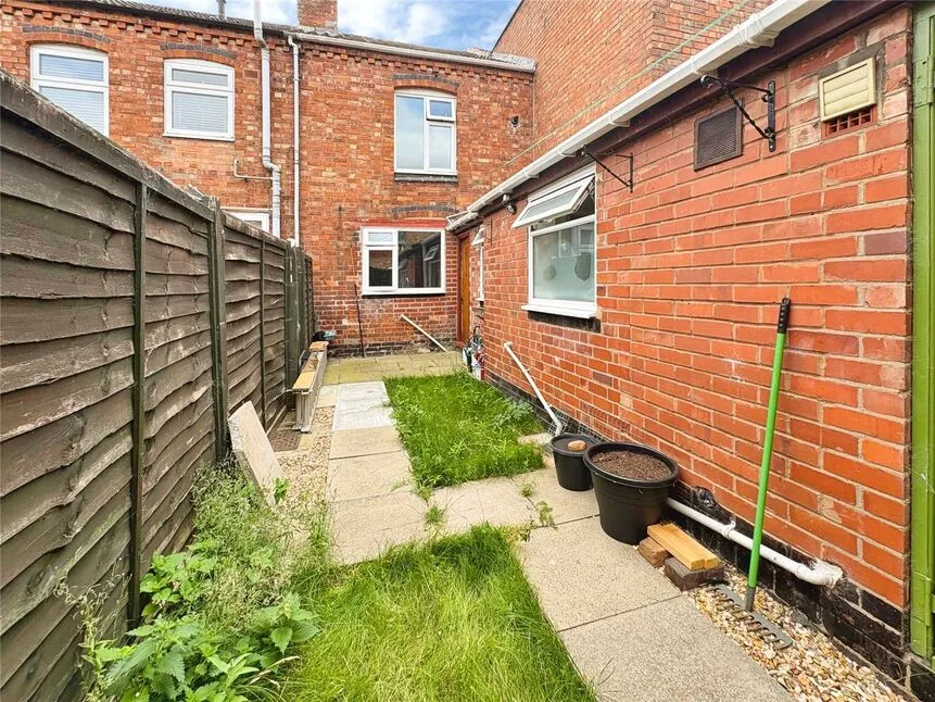 School Road, Bulkington, CV12, photo 14