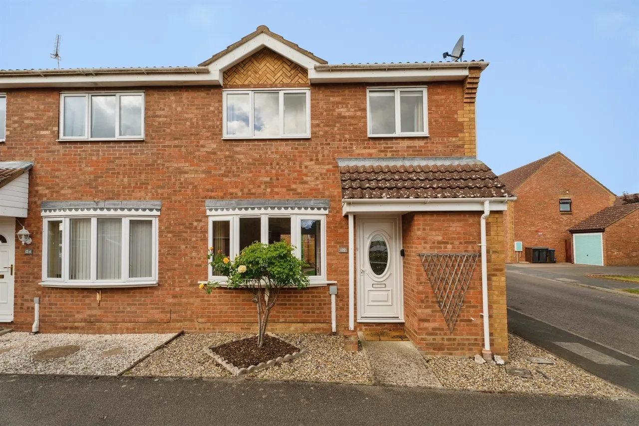 3 bed house for sale — Spencer Way, Stowmarket