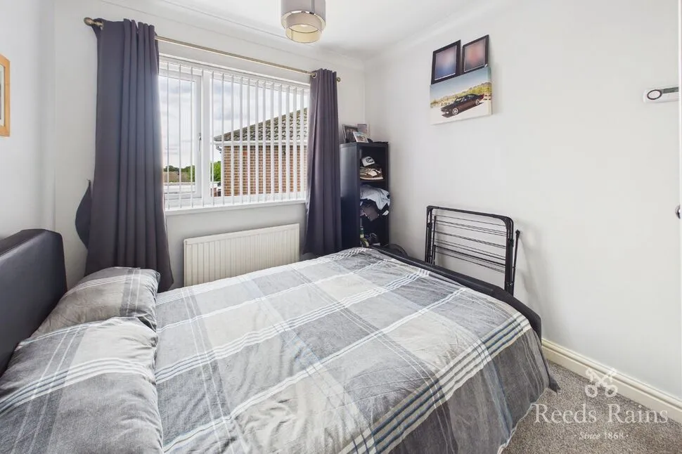 Julie Avenue, Durkar, West Yorkshire, WF4, photo 9