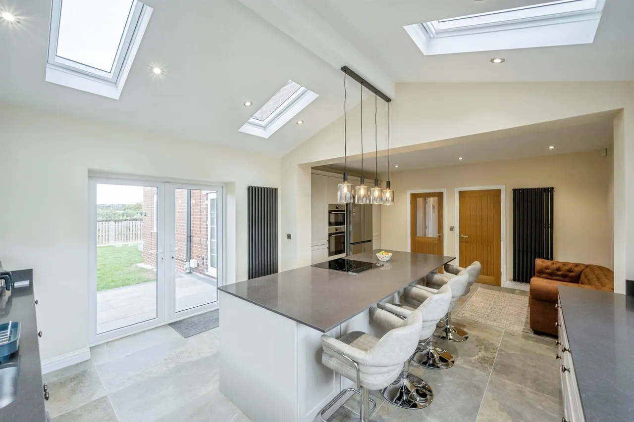 Doncaster Road, Harlington, DN5, photo 17