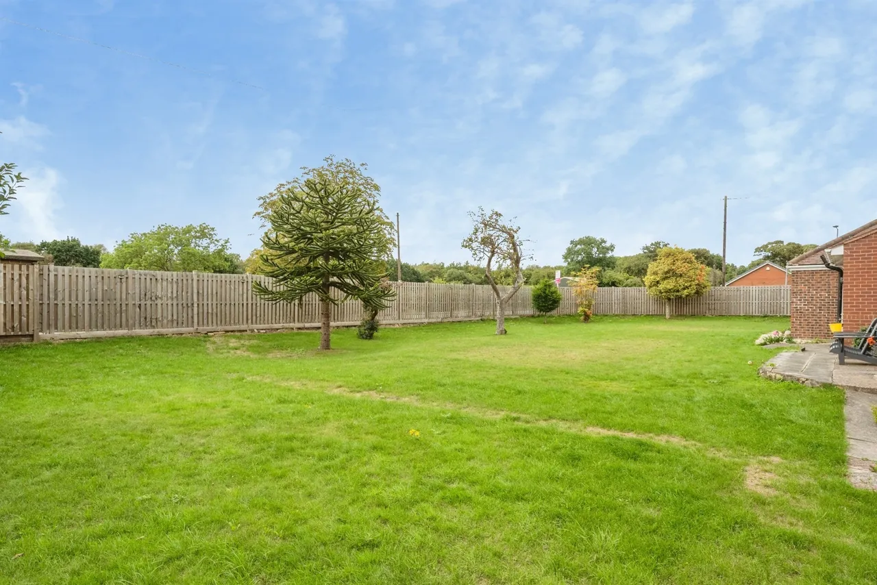 Doncaster Road, Harlington, DN5, photo 27