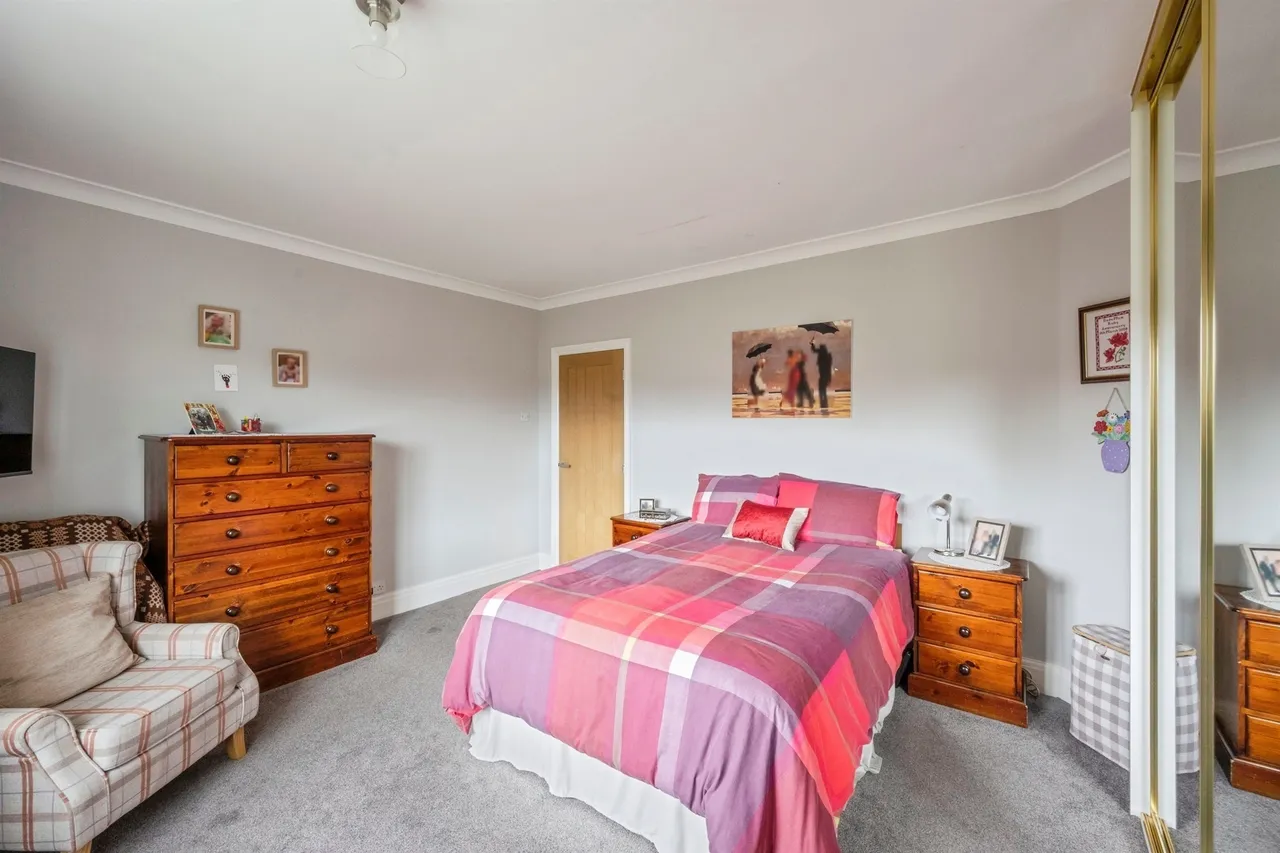 Doncaster Road, Harlington, DN5, photo 22
