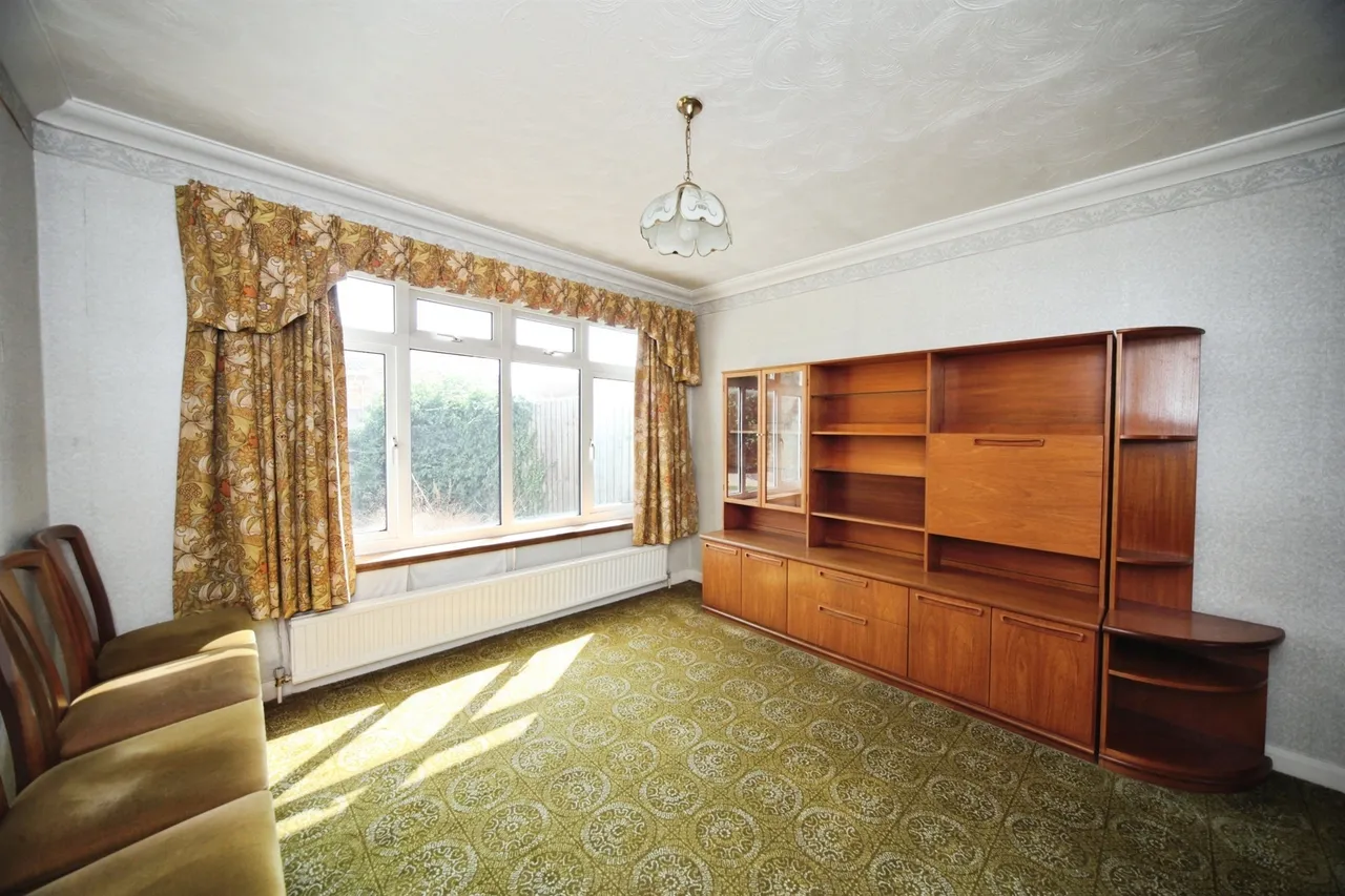 Balcombe Close, Luton, photo 6