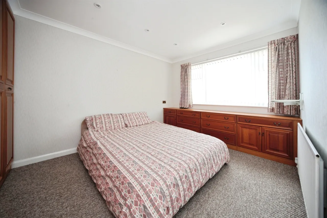Balcombe Close, Luton, photo 10