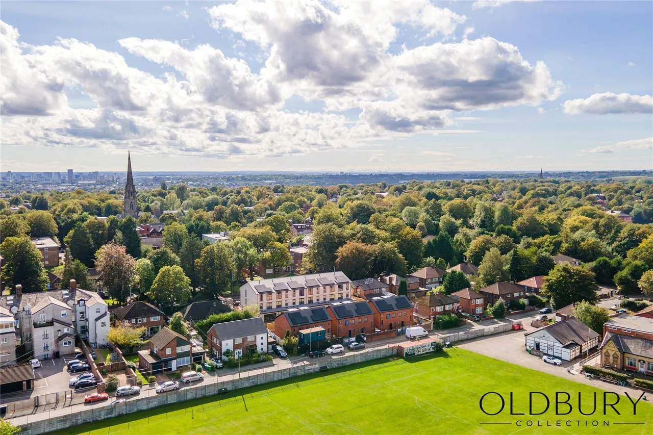 Bury Old Road, Prestwich, M7, photo 25