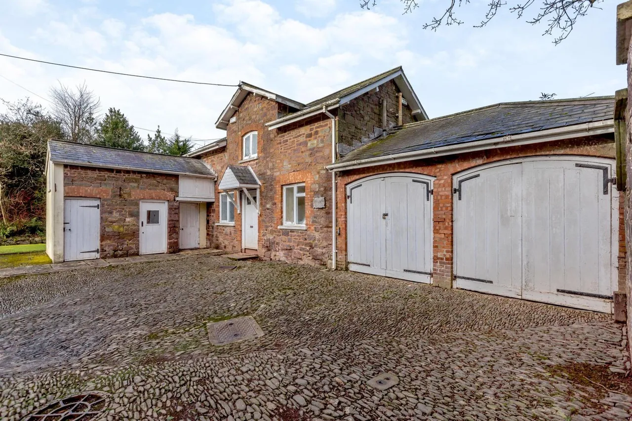 Southfield Way, Tiverton, EX16, photo 35