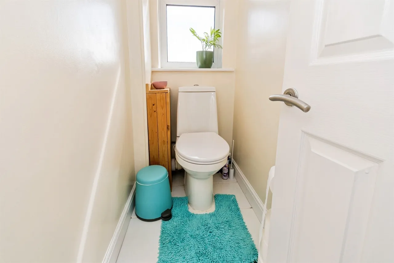 Woolford Close, Winchester, photo 8