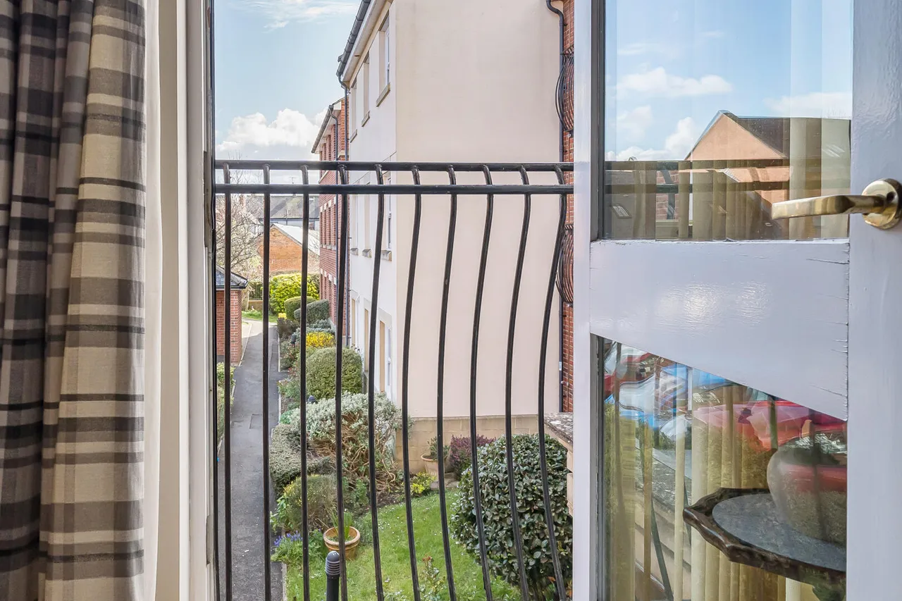 New Park Street, Devizes, SN10, photo 4