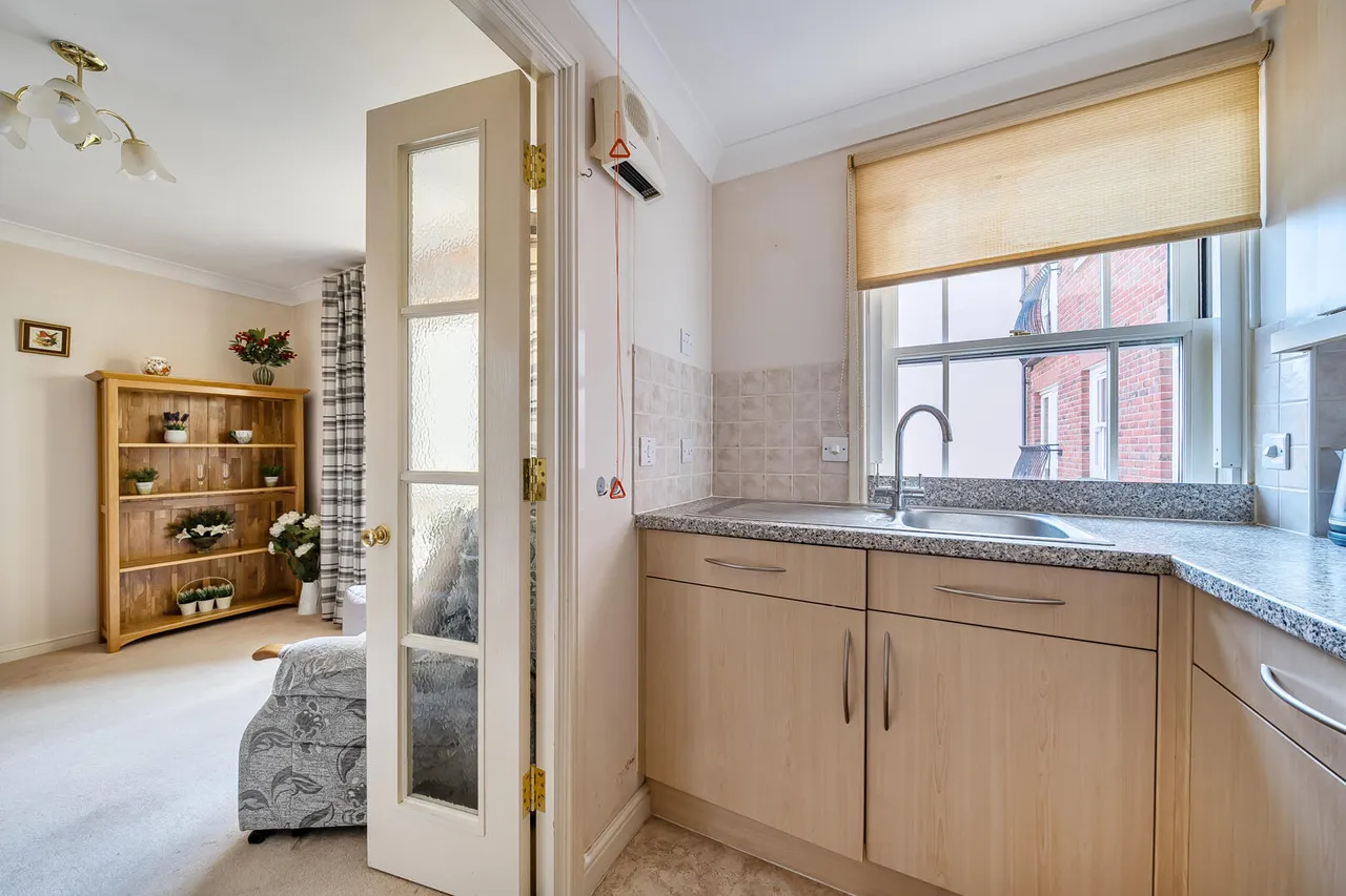 New Park Street, Devizes, SN10, photo 16