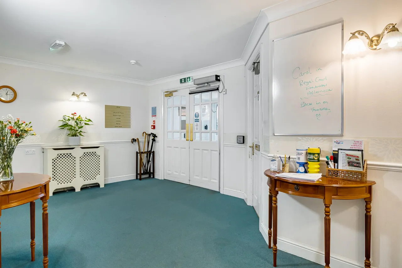 New Park Street, Devizes, SN10, photo 12