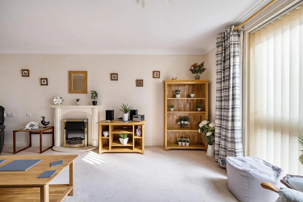New Park Street, Devizes, SN10, photo 13