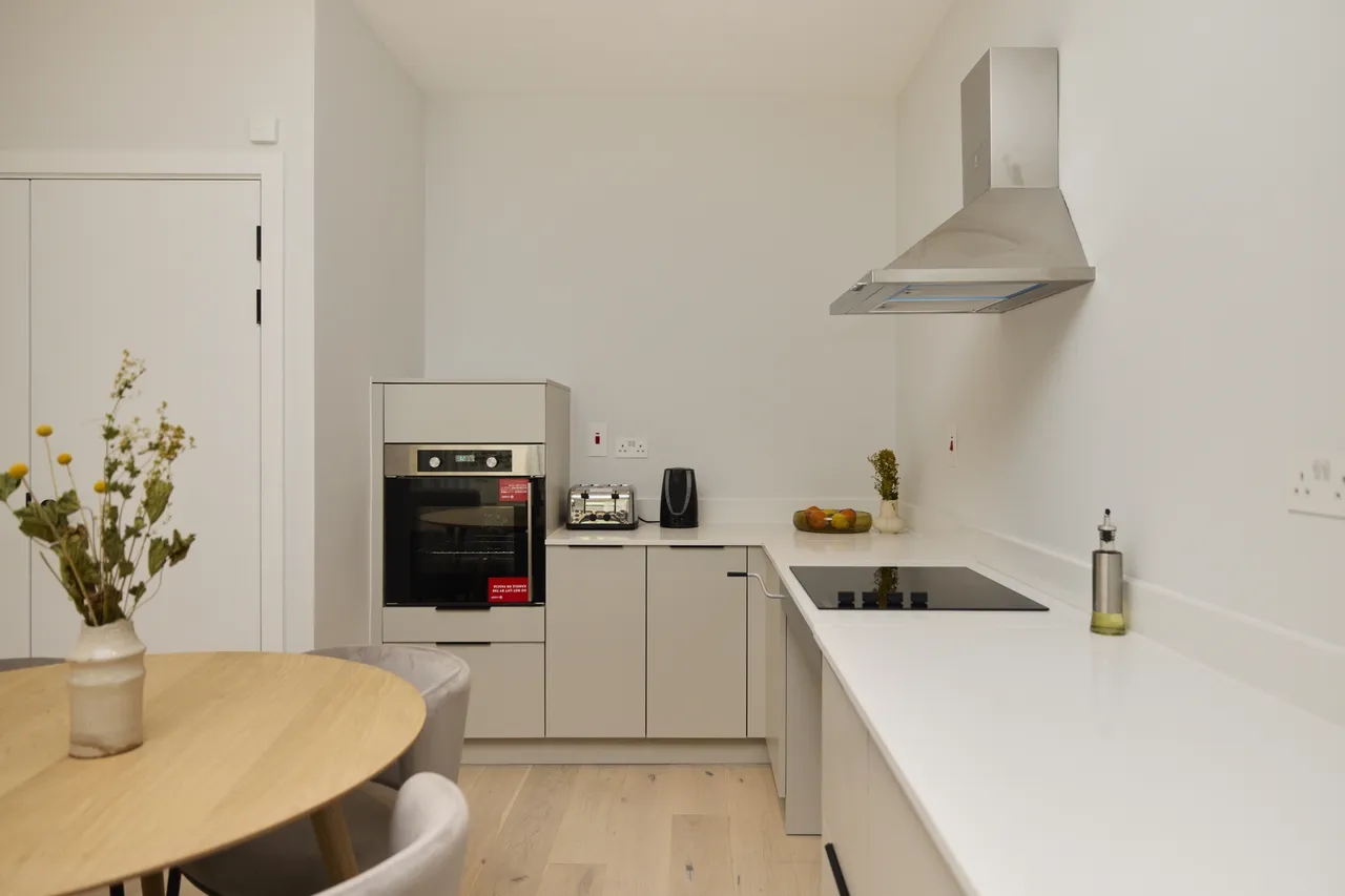 Coverdale Road, Willesden Green, NW2 4BE, photo 8