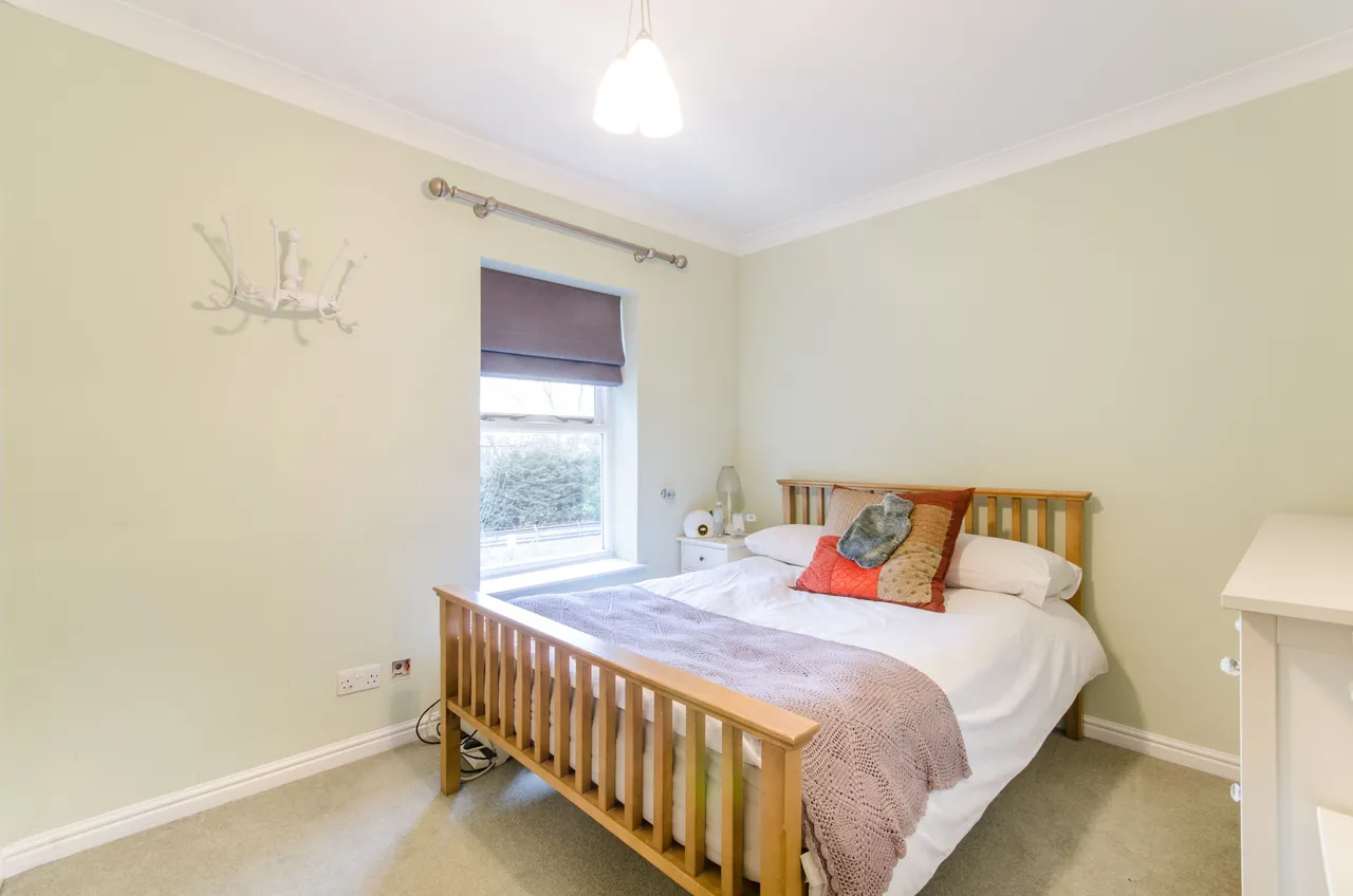27 Brooklands Court, Cavendish Road, London, photo 2
