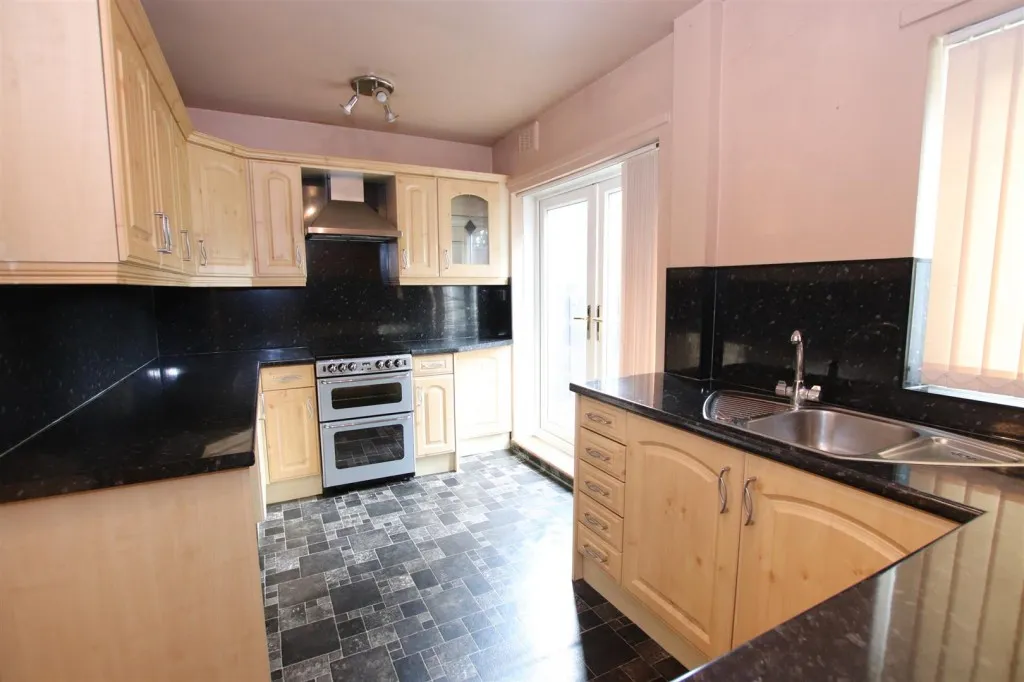 Ruskin Avenue, Bradford, photo 3