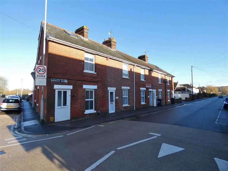 3 bed house to rent, Ashley Road, Salisbury, SP2