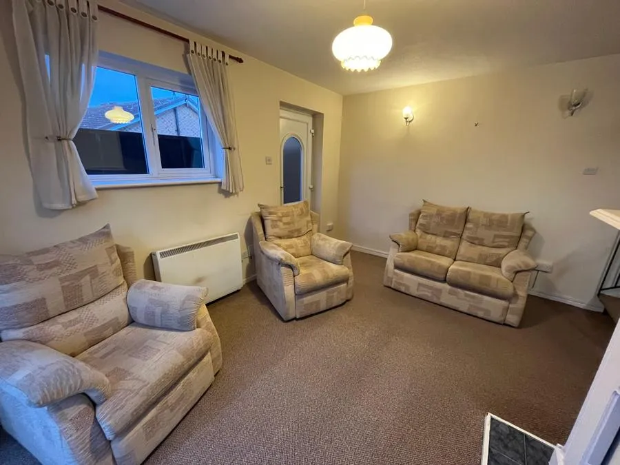Fairway Road, Shepshed, LE12, photo 3