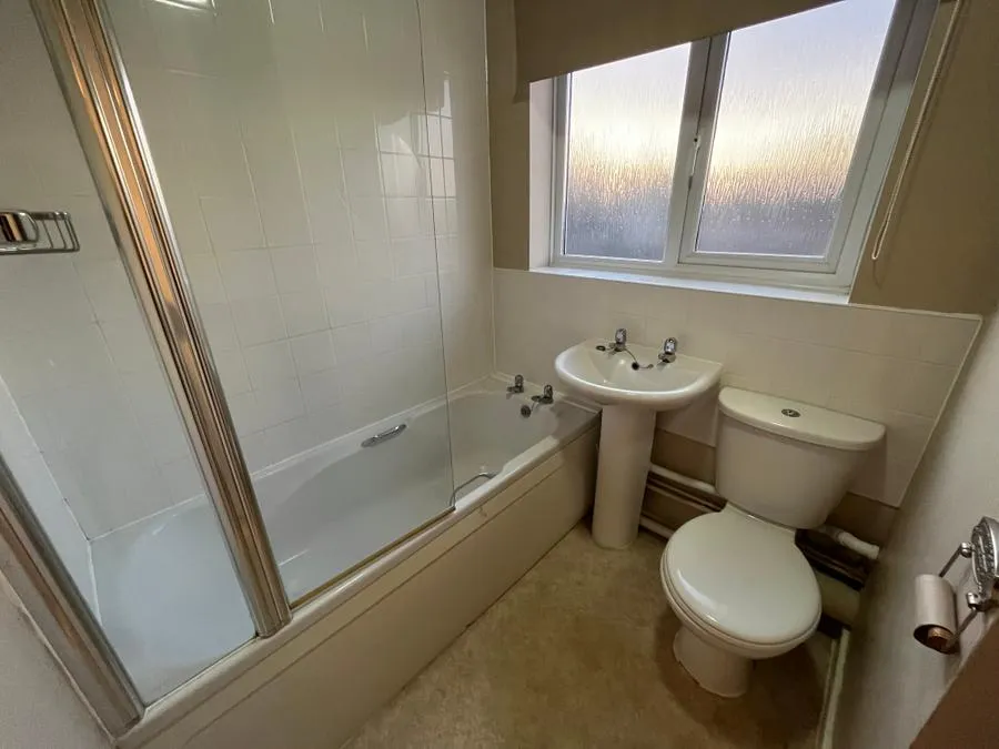 Fairway Road, Shepshed, LE12, photo 13