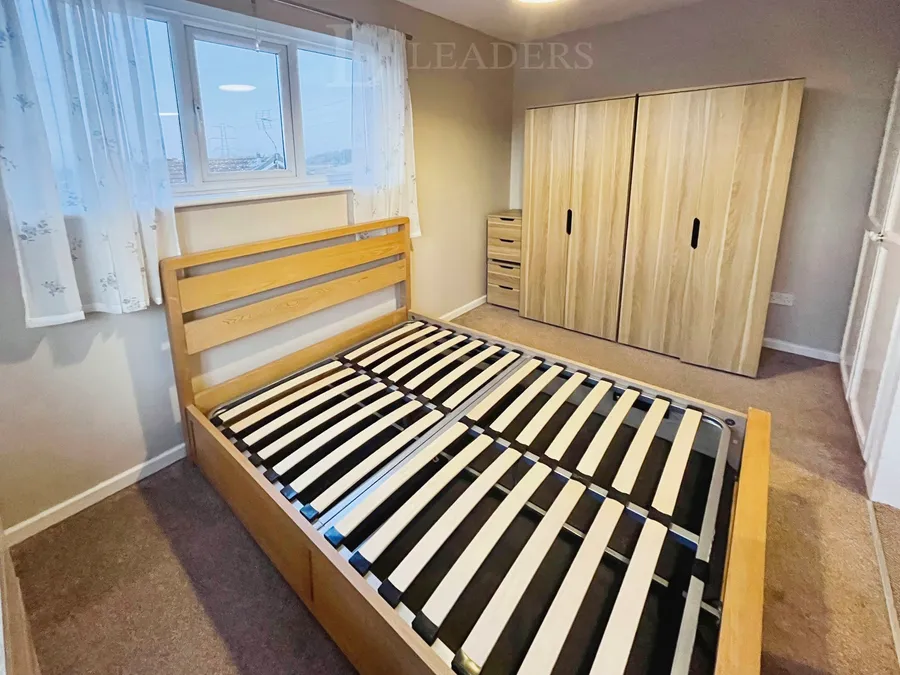 Fairway Road, Shepshed, LE12, photo 12