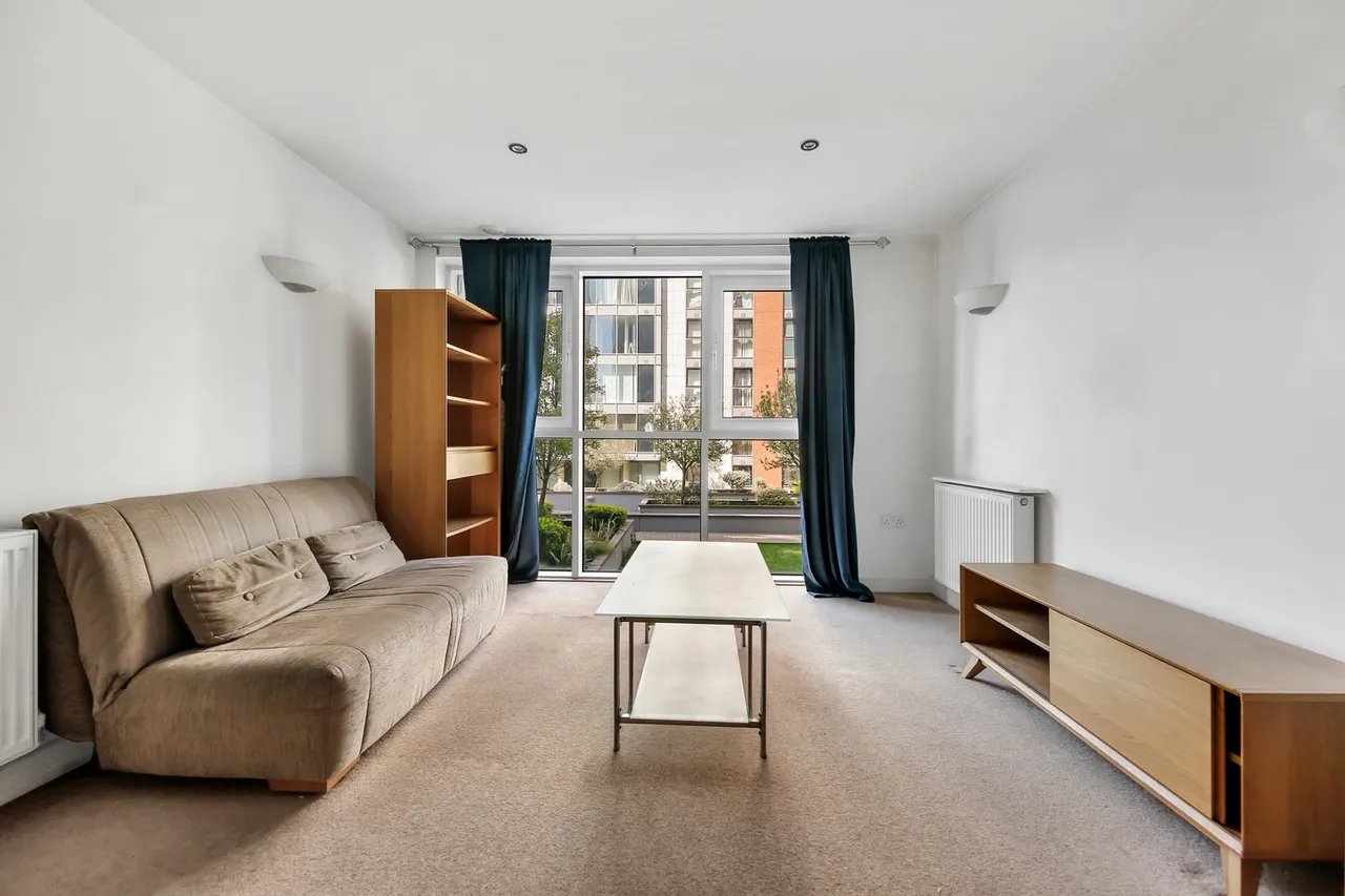 Flat 95 Adriatic Apartments, 20 Western Gateway, London, E16 1BU, photo 3