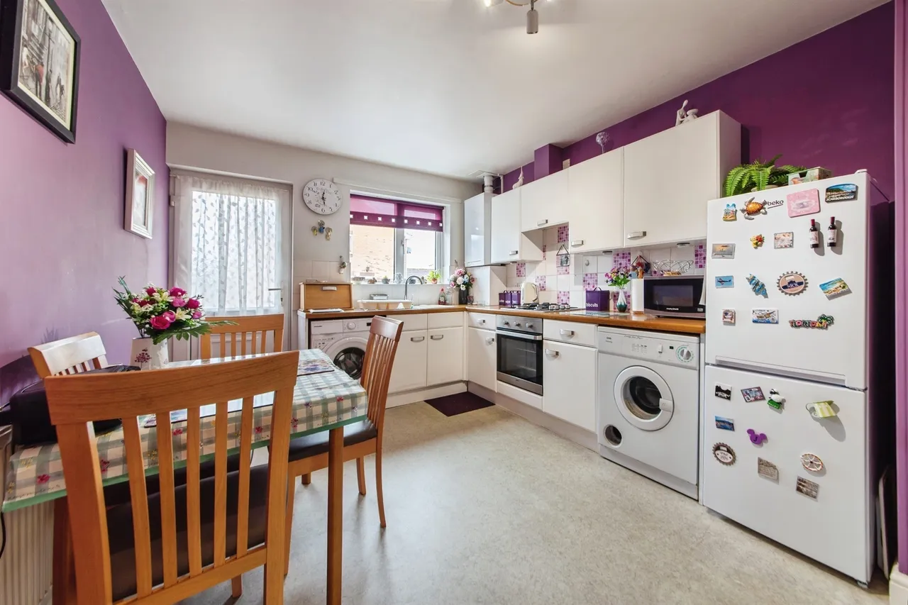 Hurn Close, Ruskington, Sleaford, photo 3