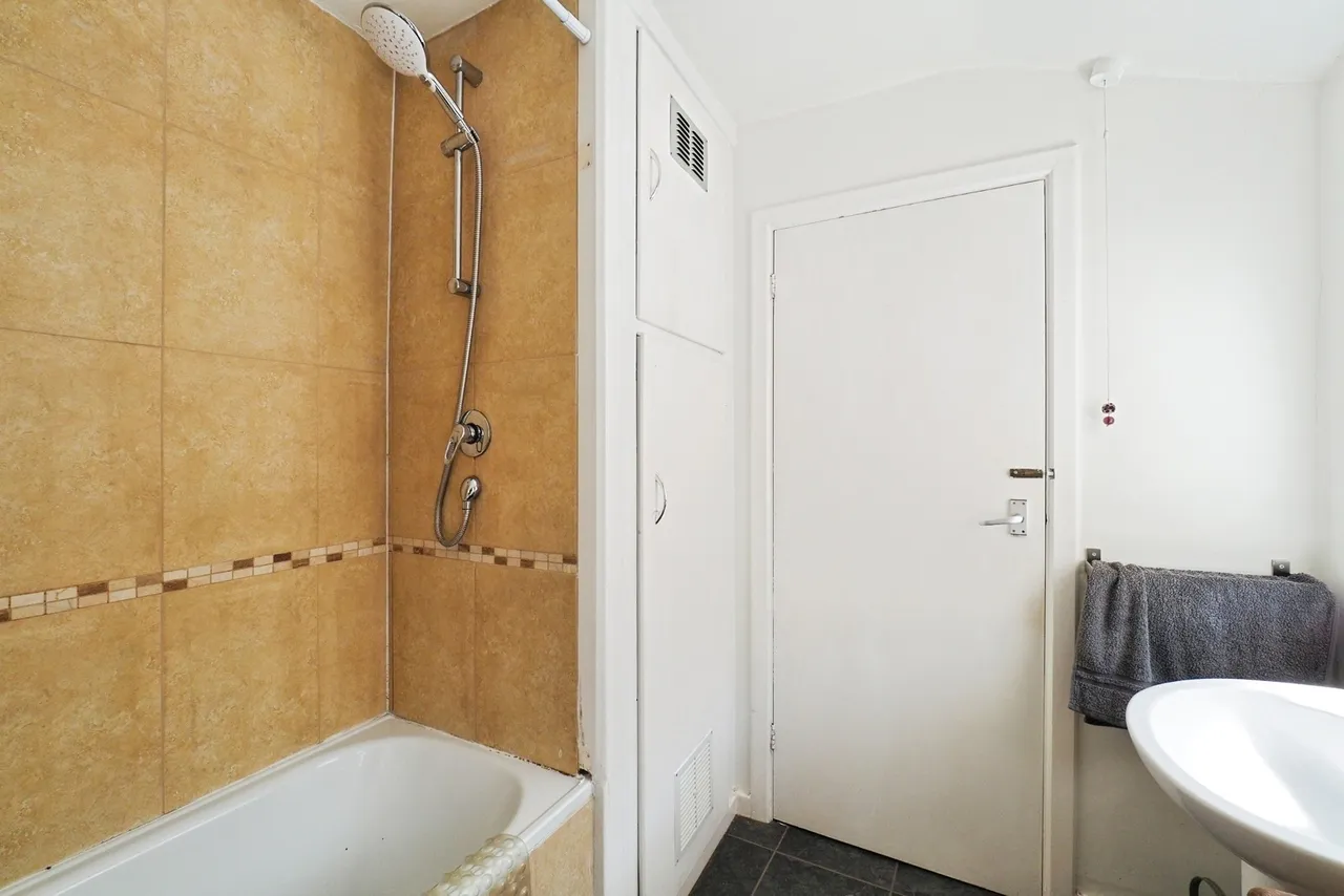 Derby Street, Beeston, Nottingham, Nottinghamshire, NG9, photo 6