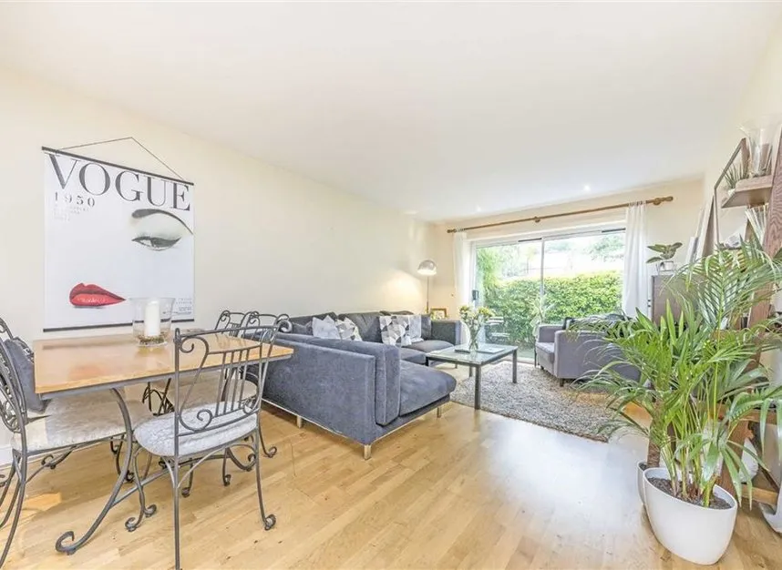 2 bed flat to rent — Mill Pond Close, Vauxhall, SW8