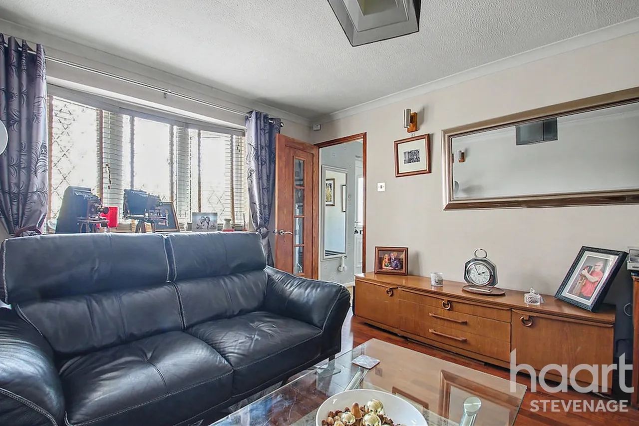York Road, Stevenage, SG1, photo 8