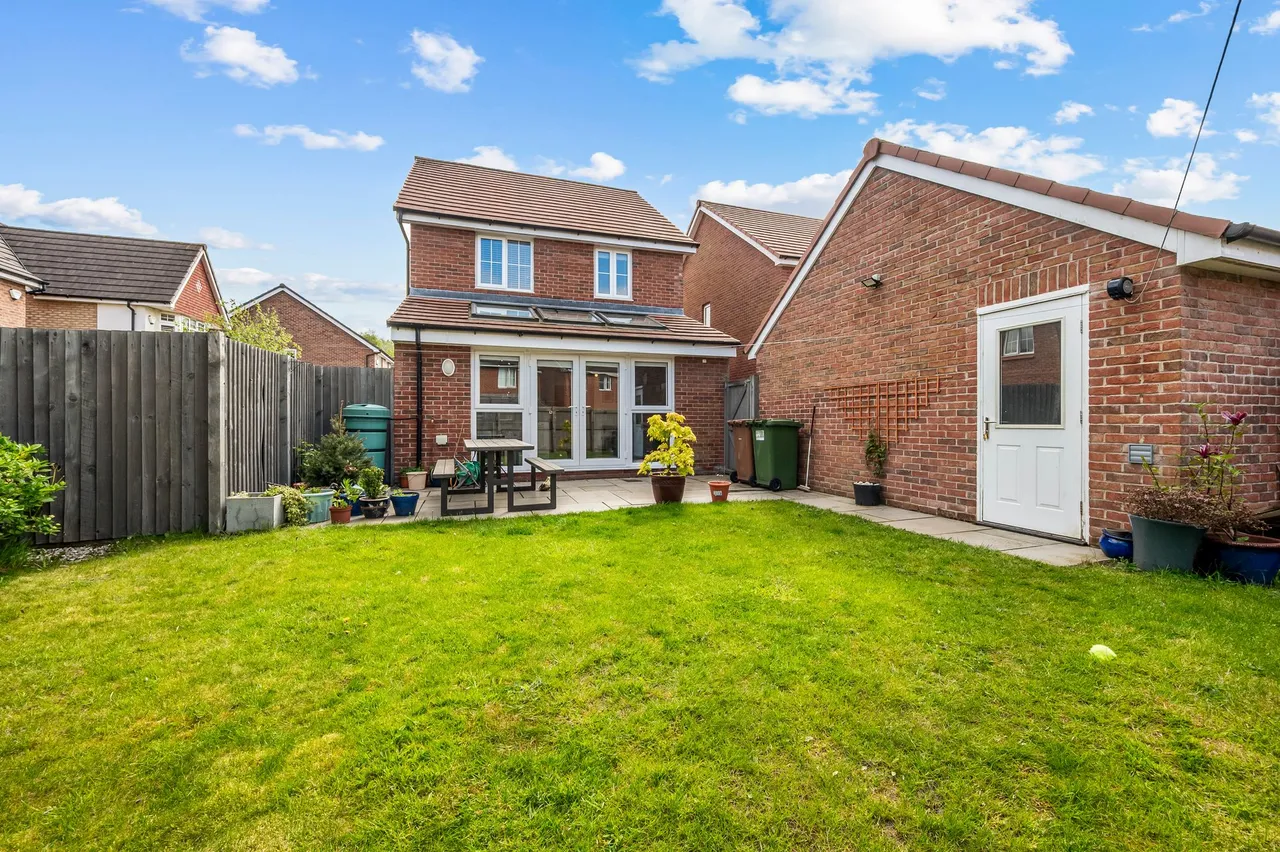 Fishwick Close, Sutton Leach, St. Helens, St. Helens, WA9 4YX, photo 26