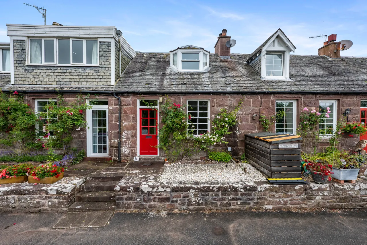 2 bed house for sale — 4 Gartness Mill Cottages, Gartness, Balfron Station, G63 0NJ
