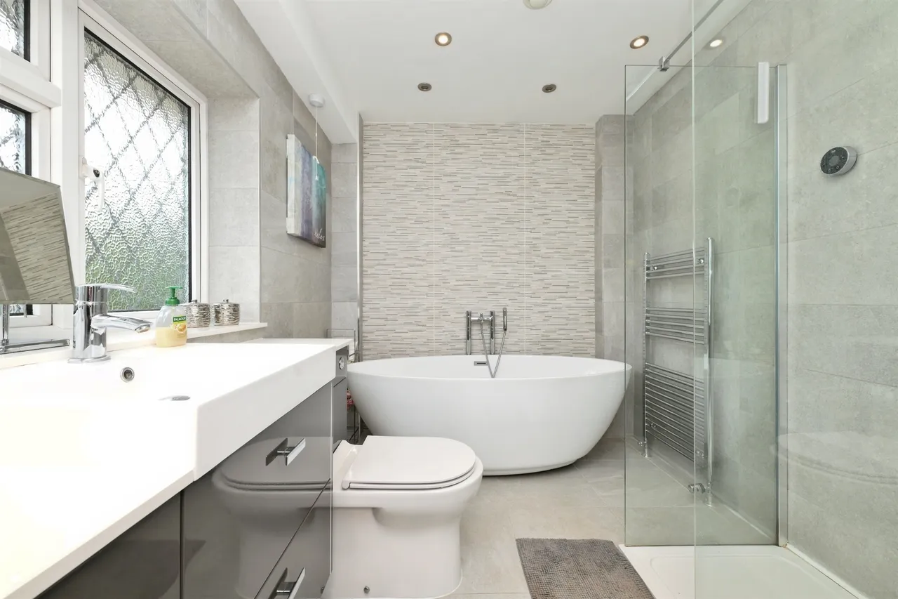 Ware Road, Hailey, Hertford, photo 10