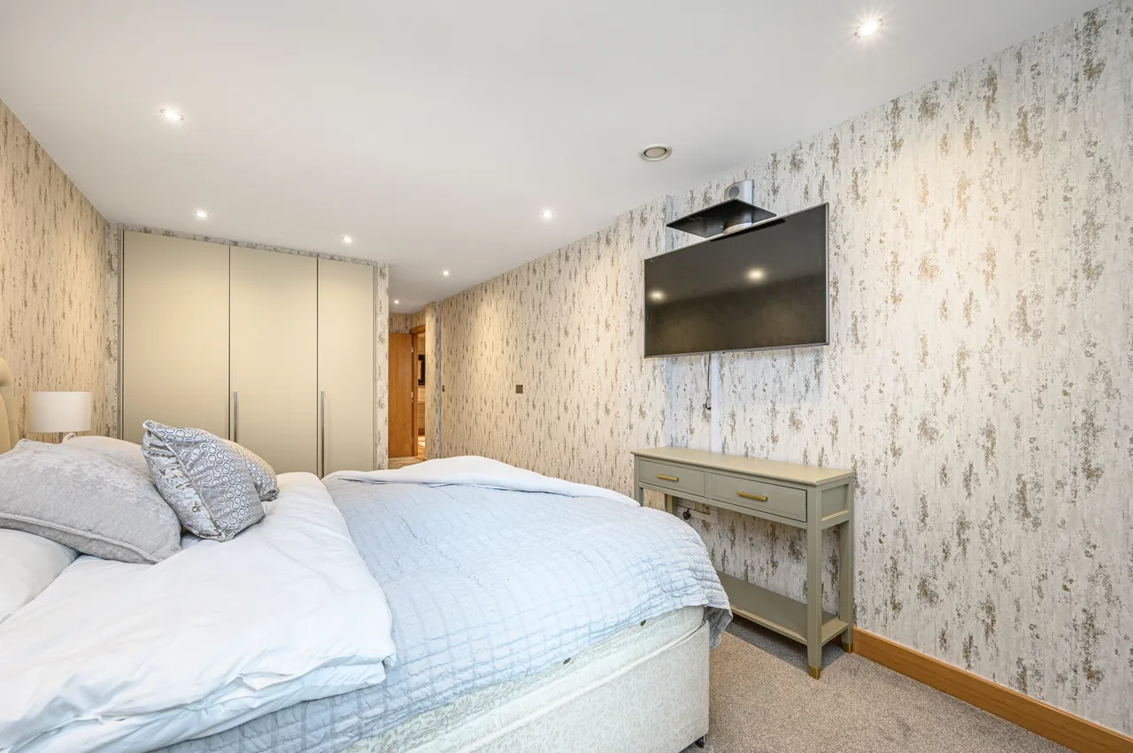 25 The Panoramic, 12 Pond Street, London, photo 6