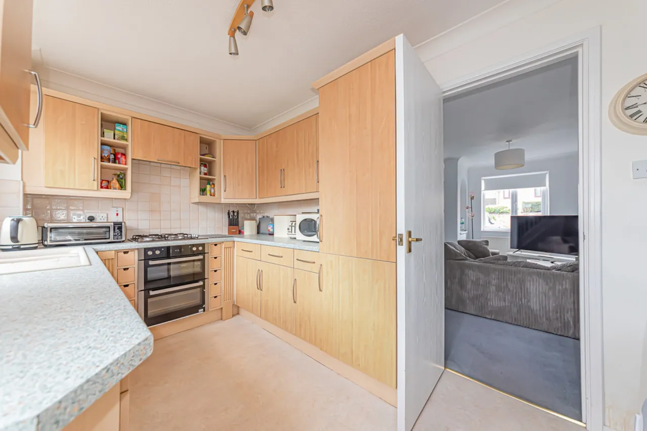 Winkfield Row, Bracknell, RG12, photo 5