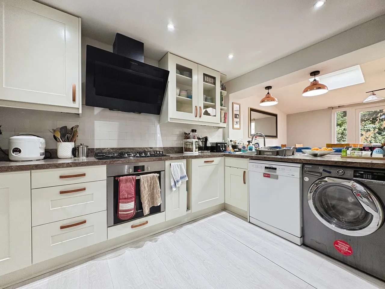White Cottage Close, Farnham, GU9, photo 4