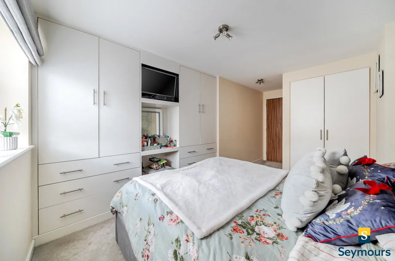 Worplesdon Road, Guildford, GU2, photo 6