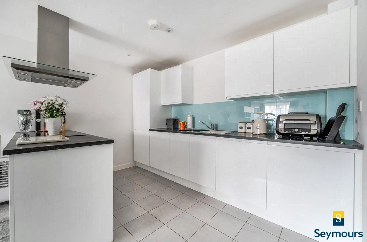 Worplesdon Road, Guildford, GU2, photo 13