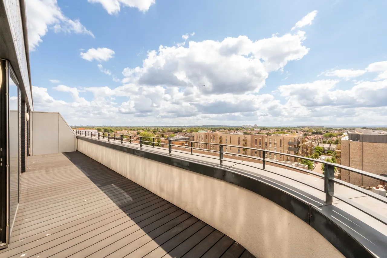 Showflat 2 (2 bed), Charter Place, Hounslow, photo 6