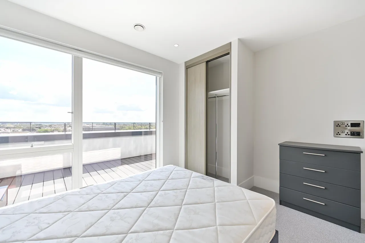 Showflat 2 (2 bed), Charter Place, Hounslow, photo 11
