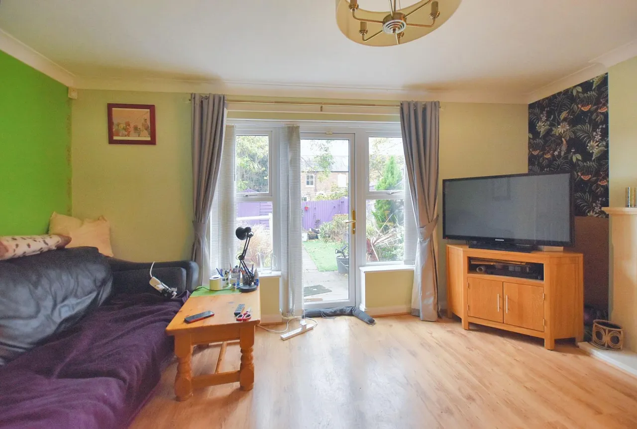 Christ Church Close, Stamford, PE9, photo 4