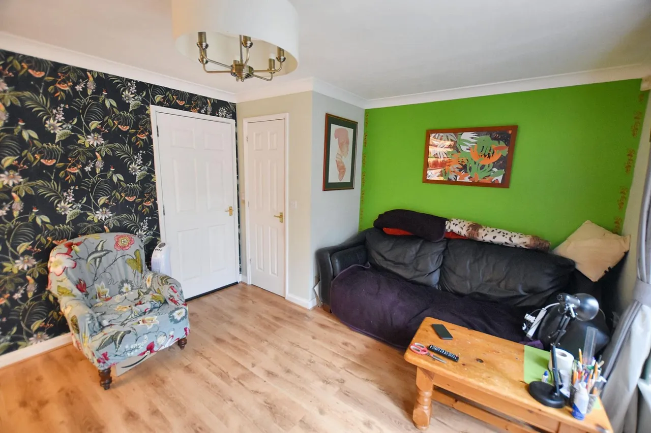 Christ Church Close, Stamford, PE9, photo 2