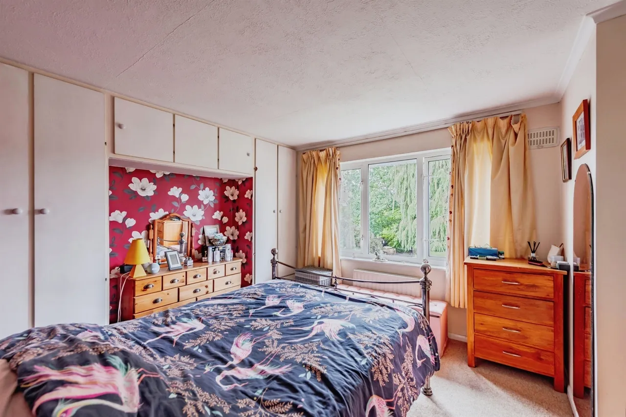 Atherfield Road, Reigate, photo 9