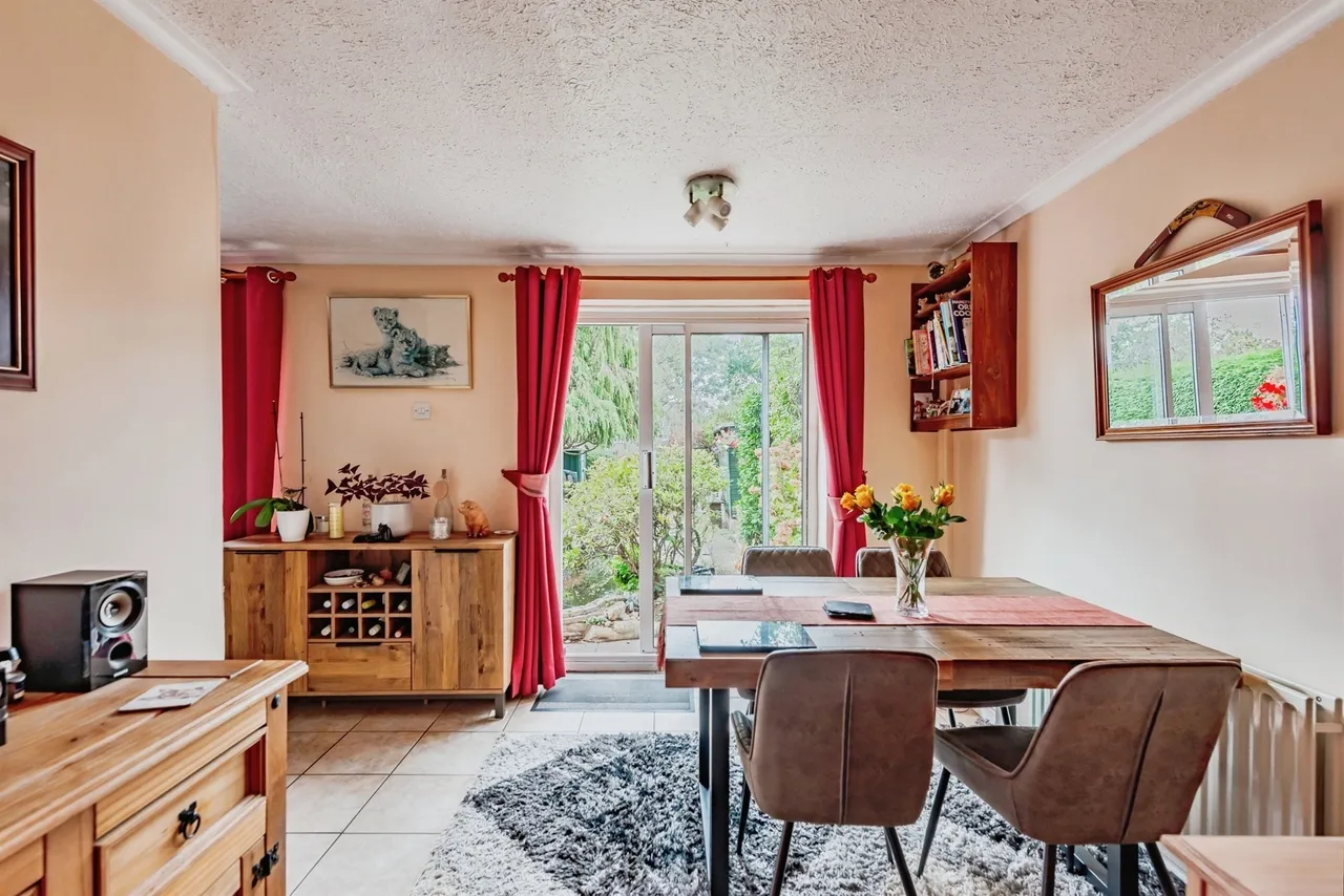 Atherfield Road, Reigate, photo 6