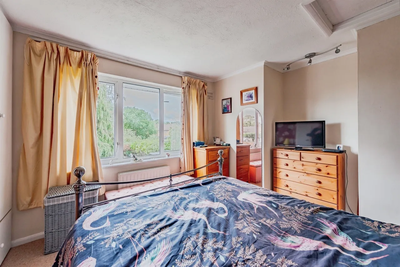 Atherfield Road, Reigate, photo 10