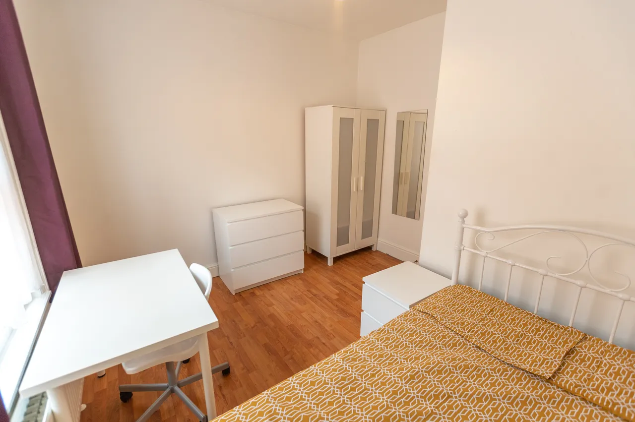 Wilton Avenue, Polygon, SO15, photo 6