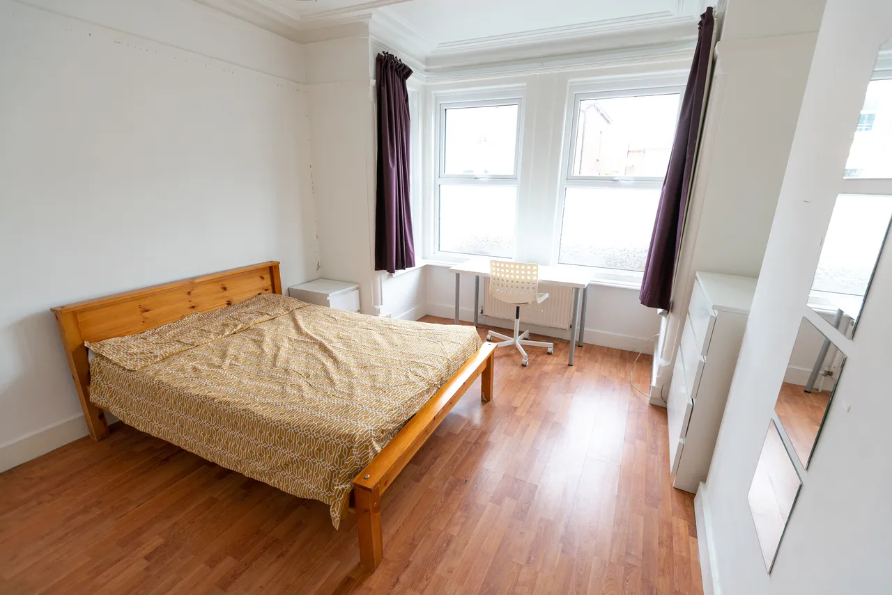 Wilton Avenue, Polygon, SO15, photo 5