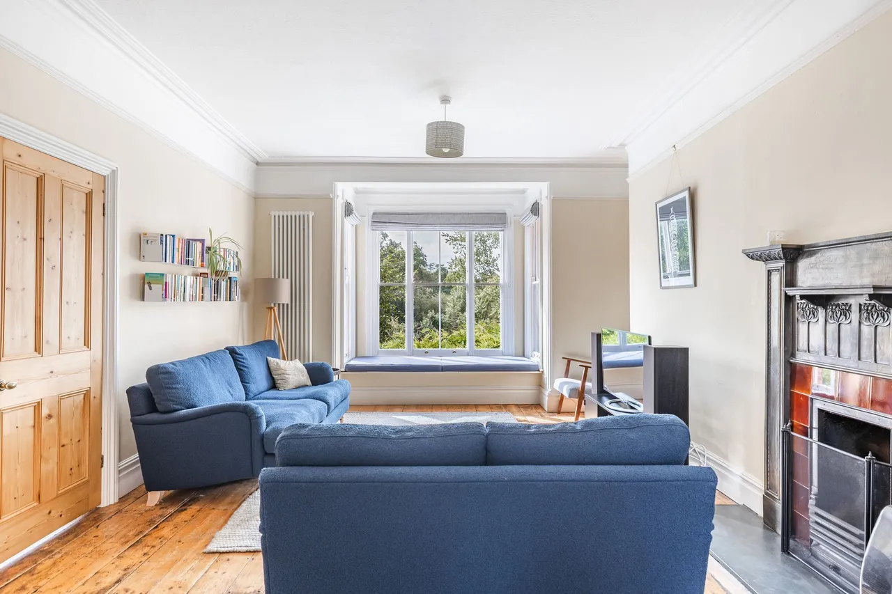 Victorian Riverside Townhouse in Thor, photo 5