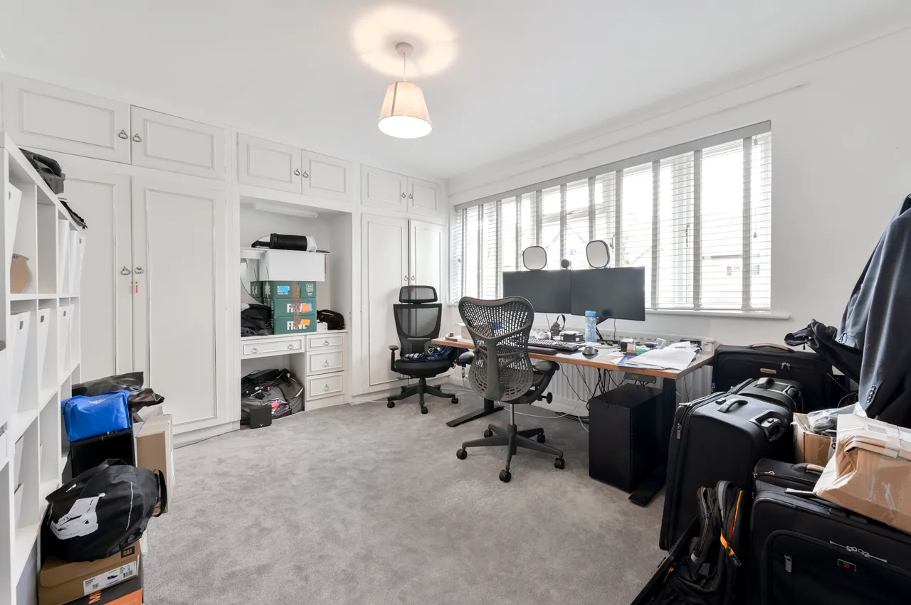 Thorneycroft, Mount Park Road, London, photo 6