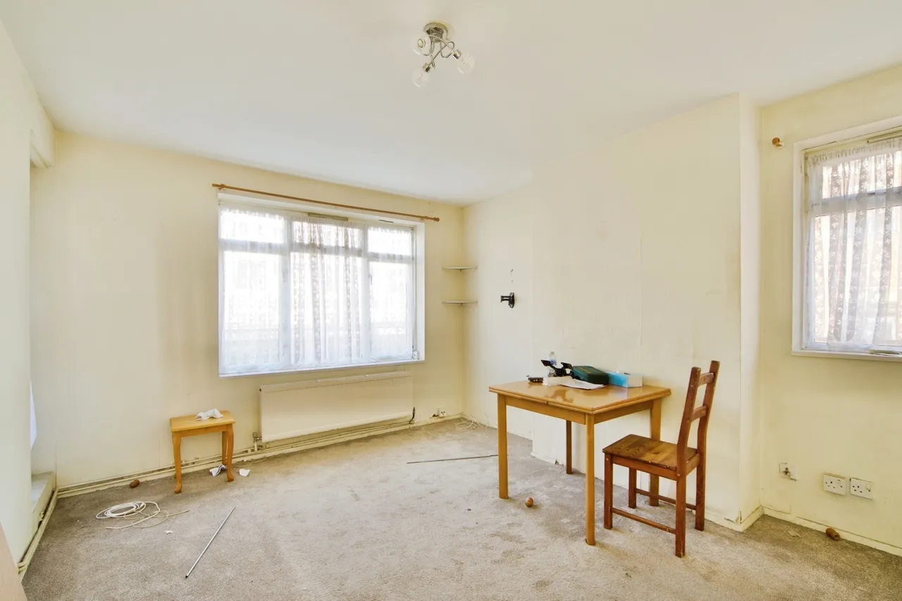Barking Road, East Ham, London, E6, photo 2