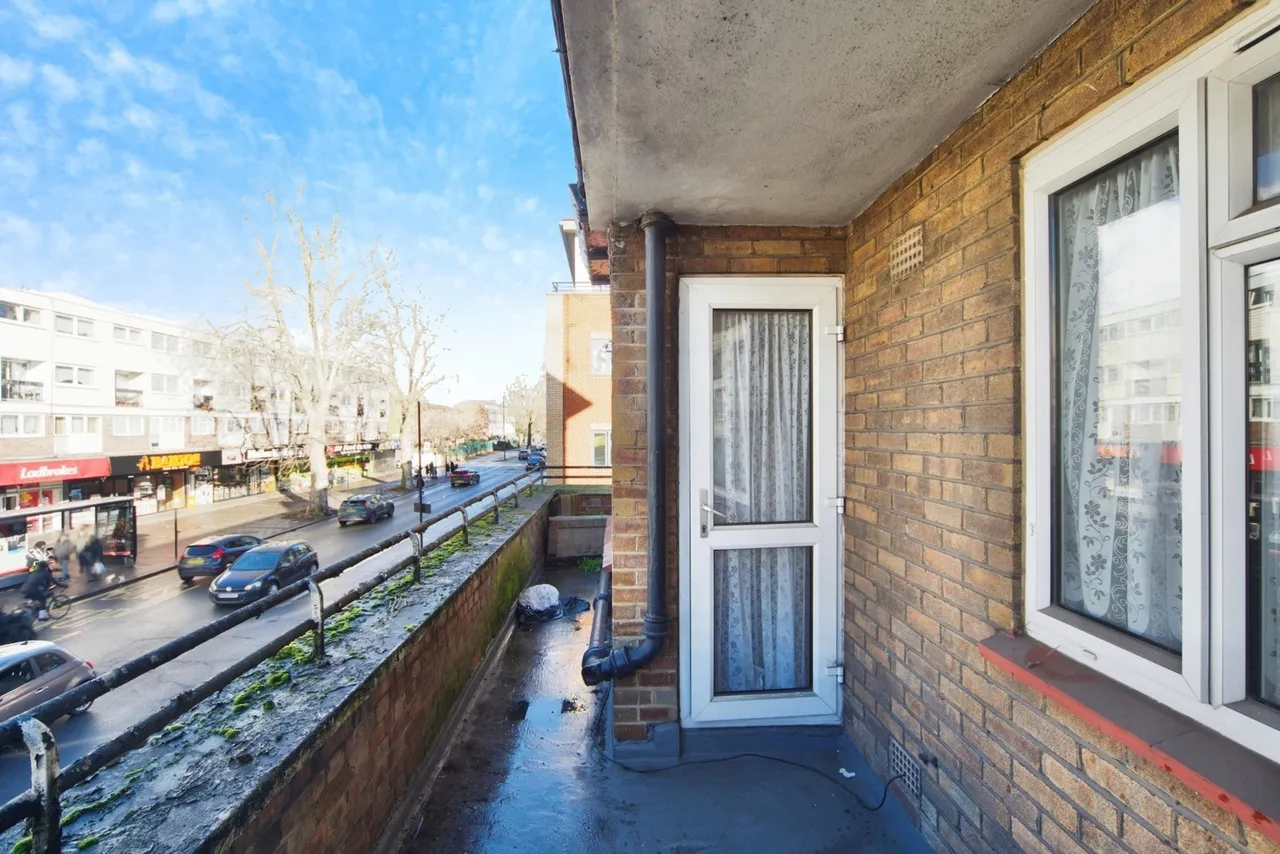 Barking Road, East Ham, London, E6, photo 8